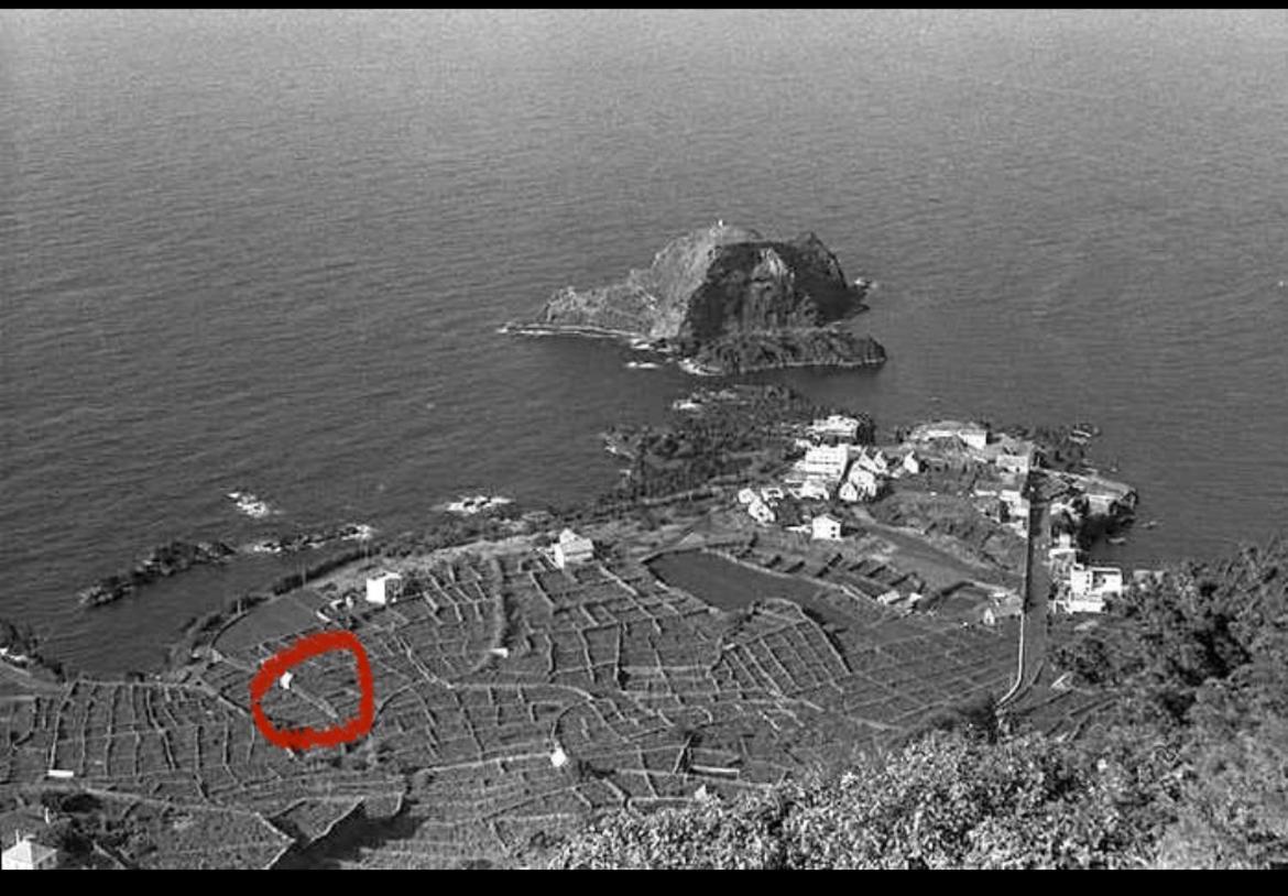 Waves Song - Cottage Porto Moniz Exterior photo